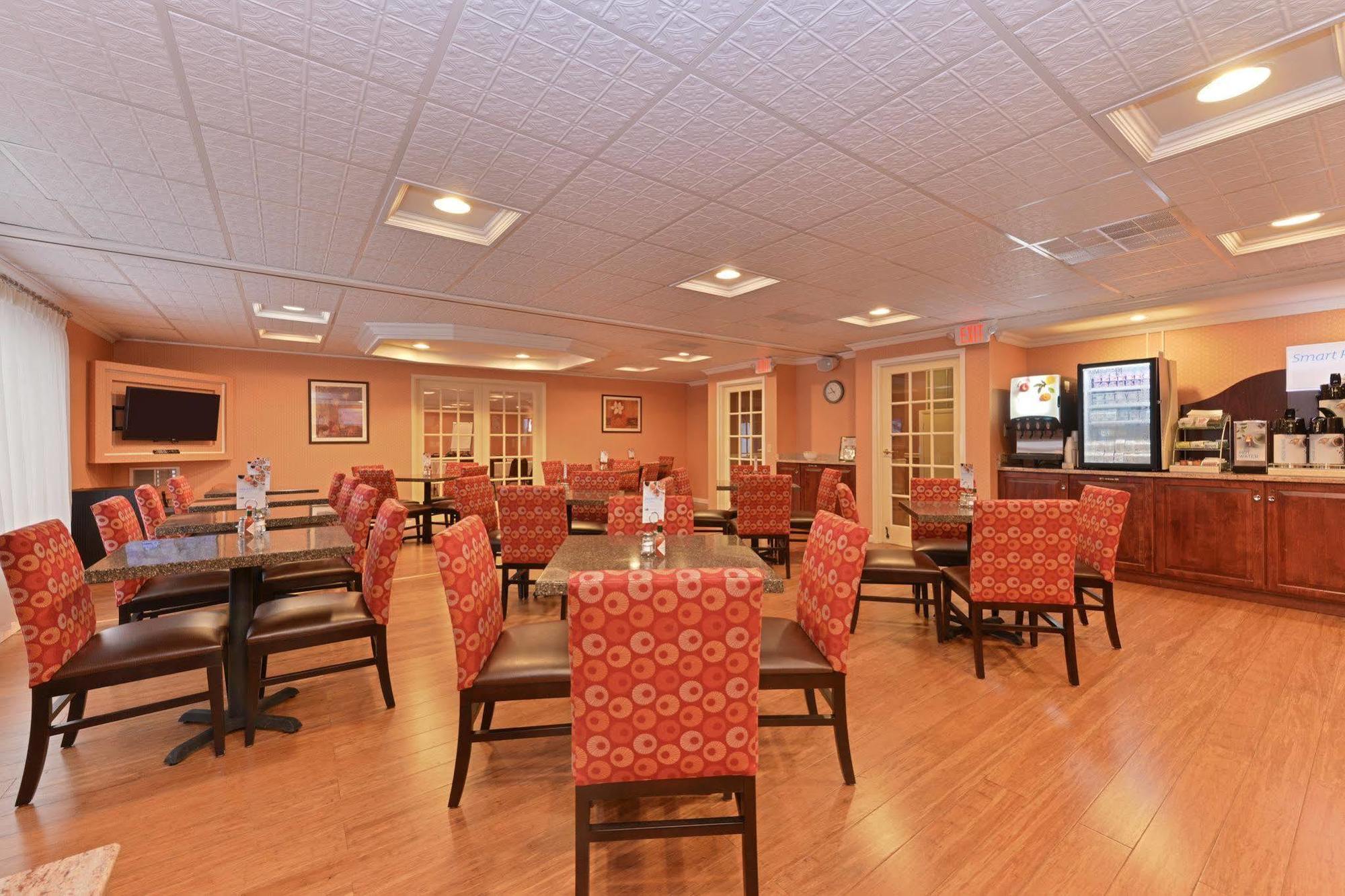 Holiday Inn Express Harrisburg Sw - Mechanicsburg By Ihg Экстерьер фото